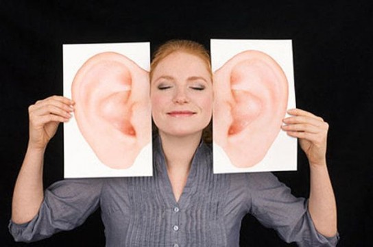 Как научиться шевелить ушами?